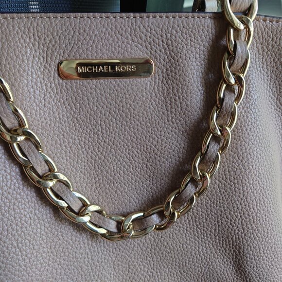 Michael Kors  Harper Tote - Picture 2 of 14